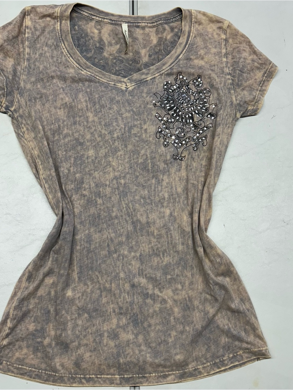 Women’s Vintage Wash Brown V-Neck Tee with Embellished Chest